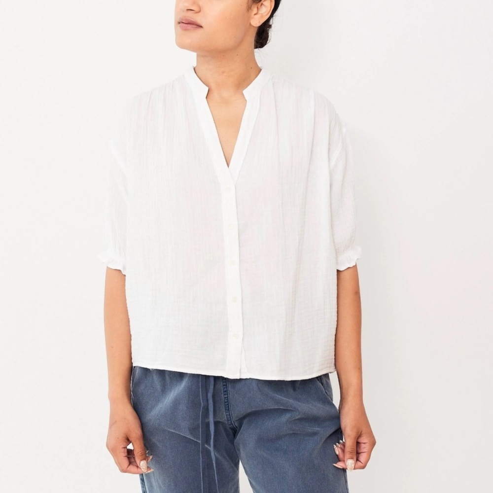 Xirena Alyss White Button-Up Top